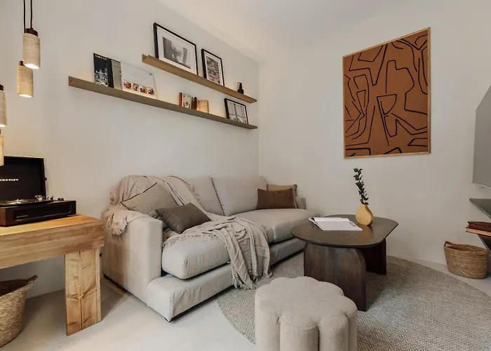 Pavona - 2 Bedrooms And Terrace In Sants * Barcelona