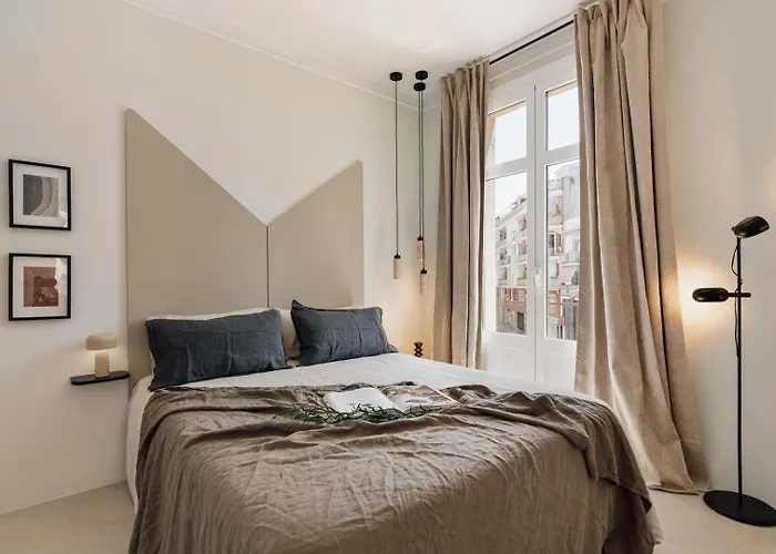 Pavona - 2 Bedrooms And Terrace In Sants Apartament *